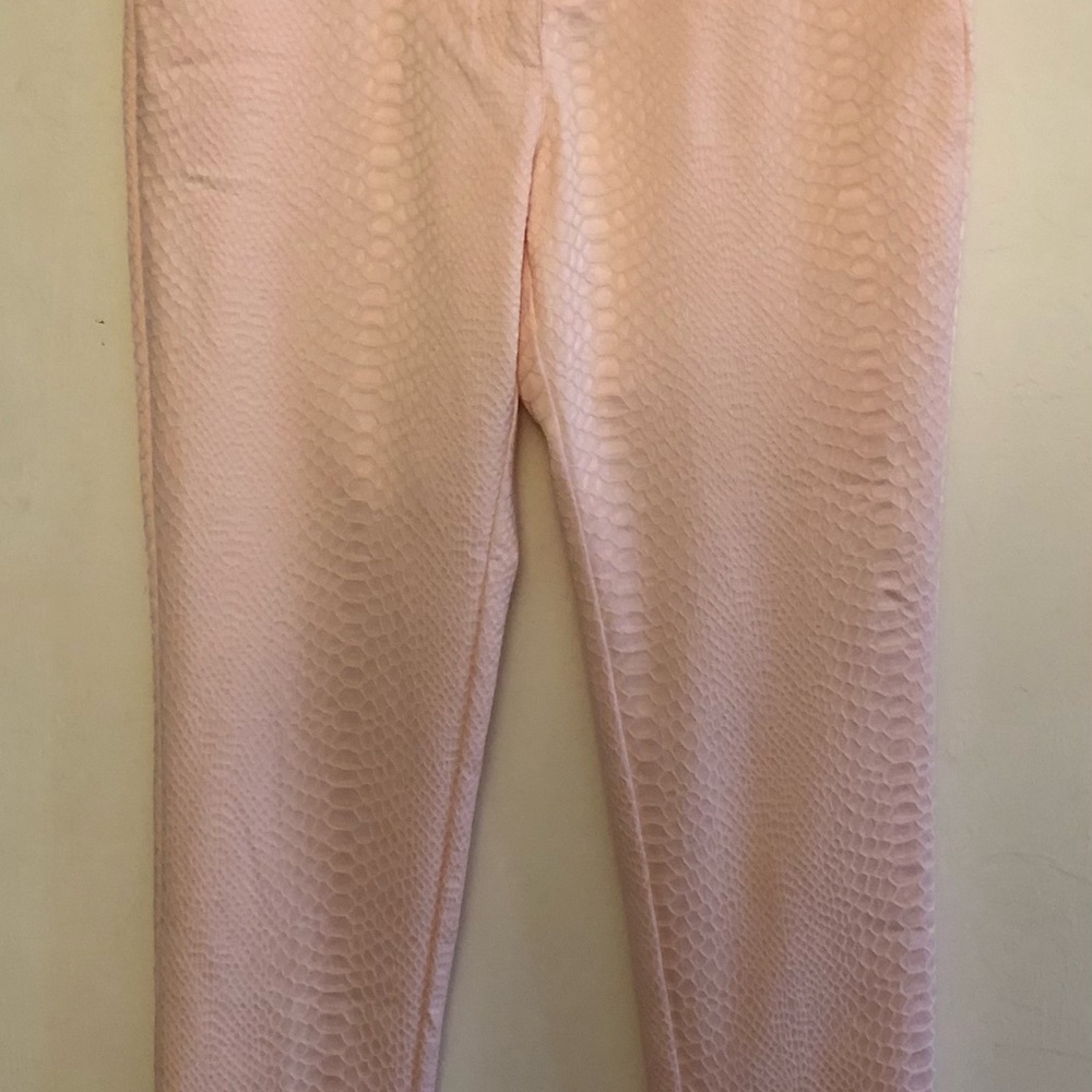 ERIC Womens Skinny Pants Size 8 Pale Peach Snake Skin Fabric Design Zip NWOT